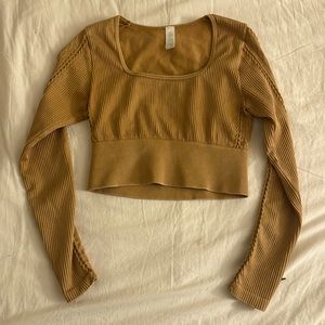 Aerie offline small tan/yellow copped longsleeve